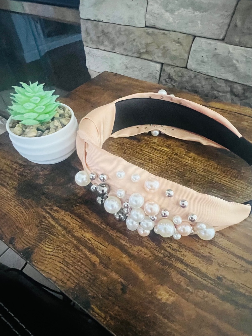 Pearl Cluster Knotted Headband in Blush Pink
